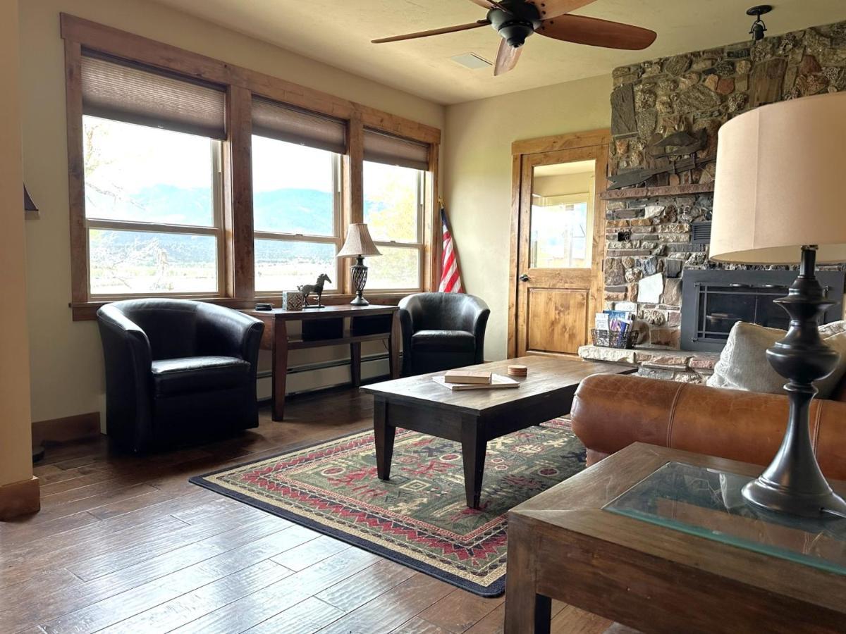 Private Retreat On Working Horse And Cattle Ranch Villa Salida Eksteriør billede